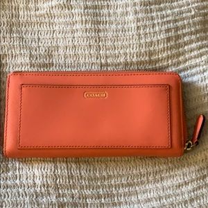 Coach Wallet GUC